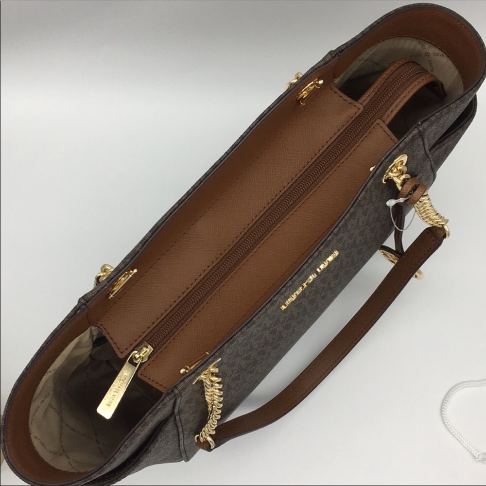 MICHAEL KORS LG CHAIN SHLDR TOTE BROWN NWT - Picture 5 of 16